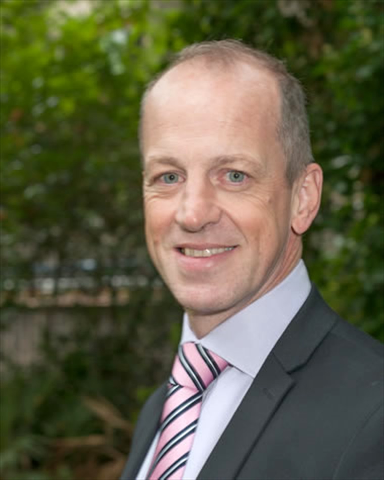 Mr Giles Cunnick, Consultant Breast Surgeon